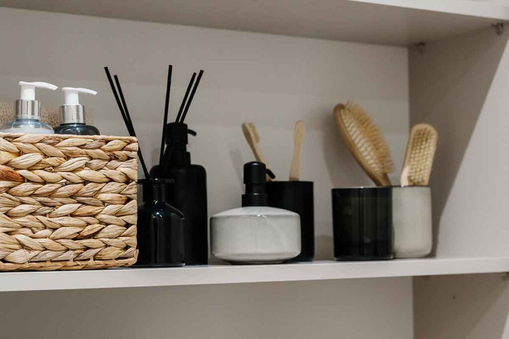 Feng Shui Badezimmer Deko Flaschen Körbe